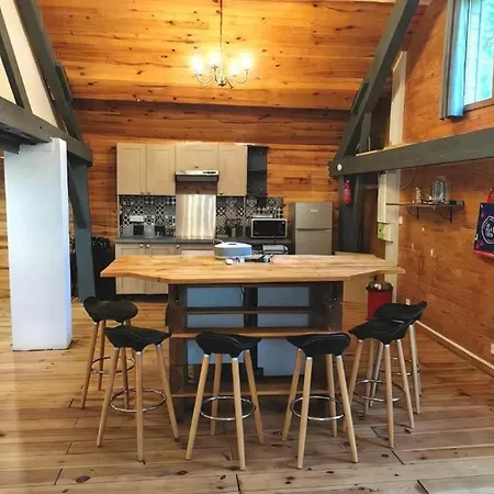 Le De Chalet *